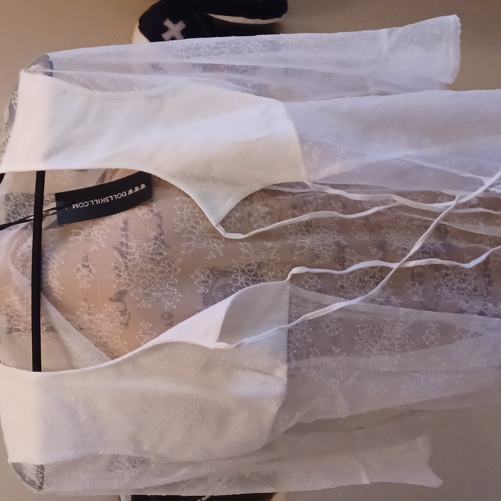 DOLLSKILL DELIA'S XXL WHITE TIE FRONT SHEER SLEEVES SHEER BACK  SOLID SKIRT - Picture 15 of 16